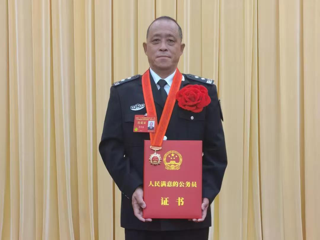 校园风云人物---李万彬