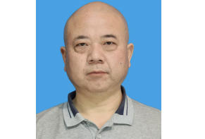 校园风云人物---何朝辉